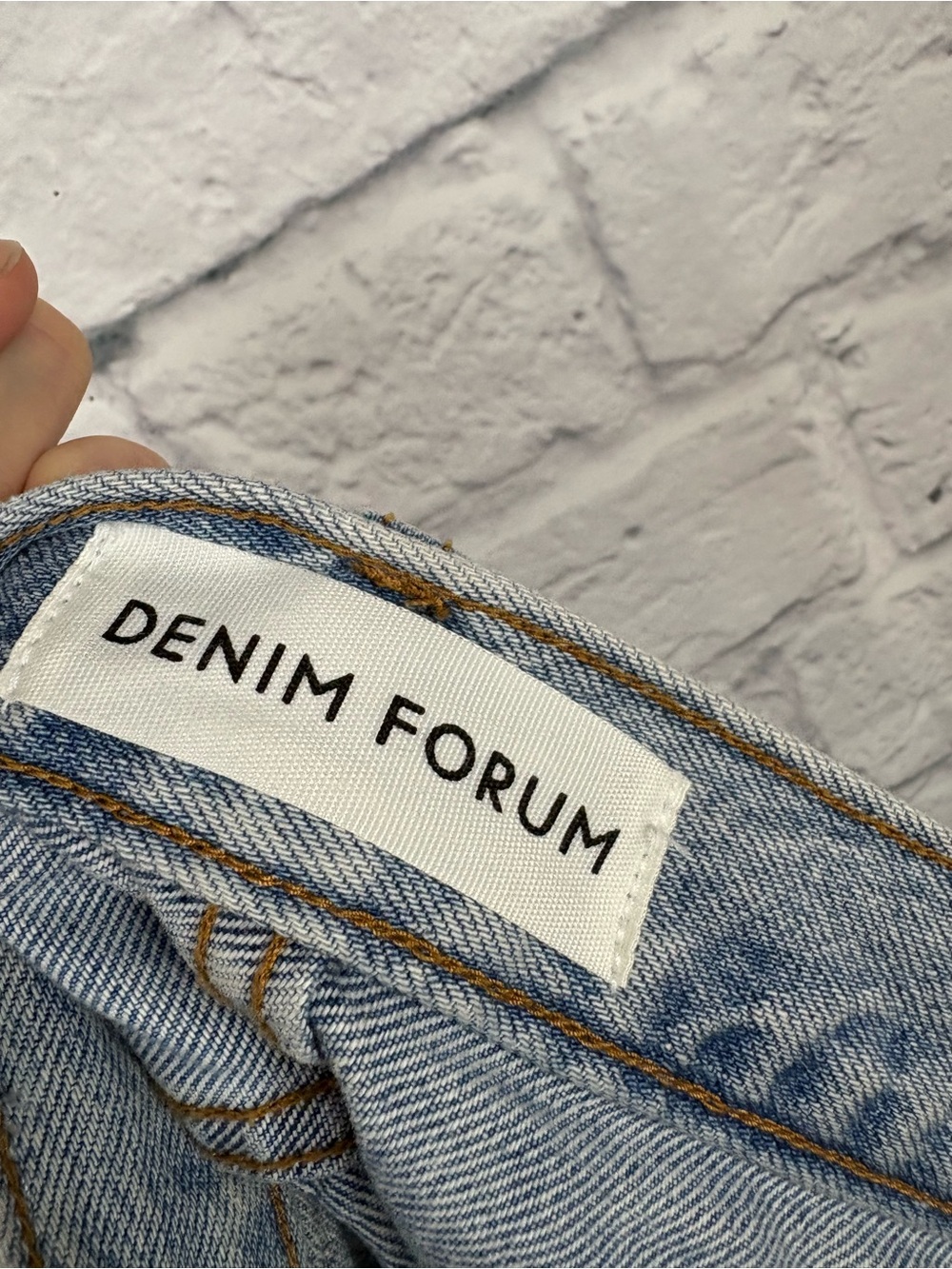 Aritzia Denim Forum 90s Halle Skirt size 26 - Picture 6 of 7